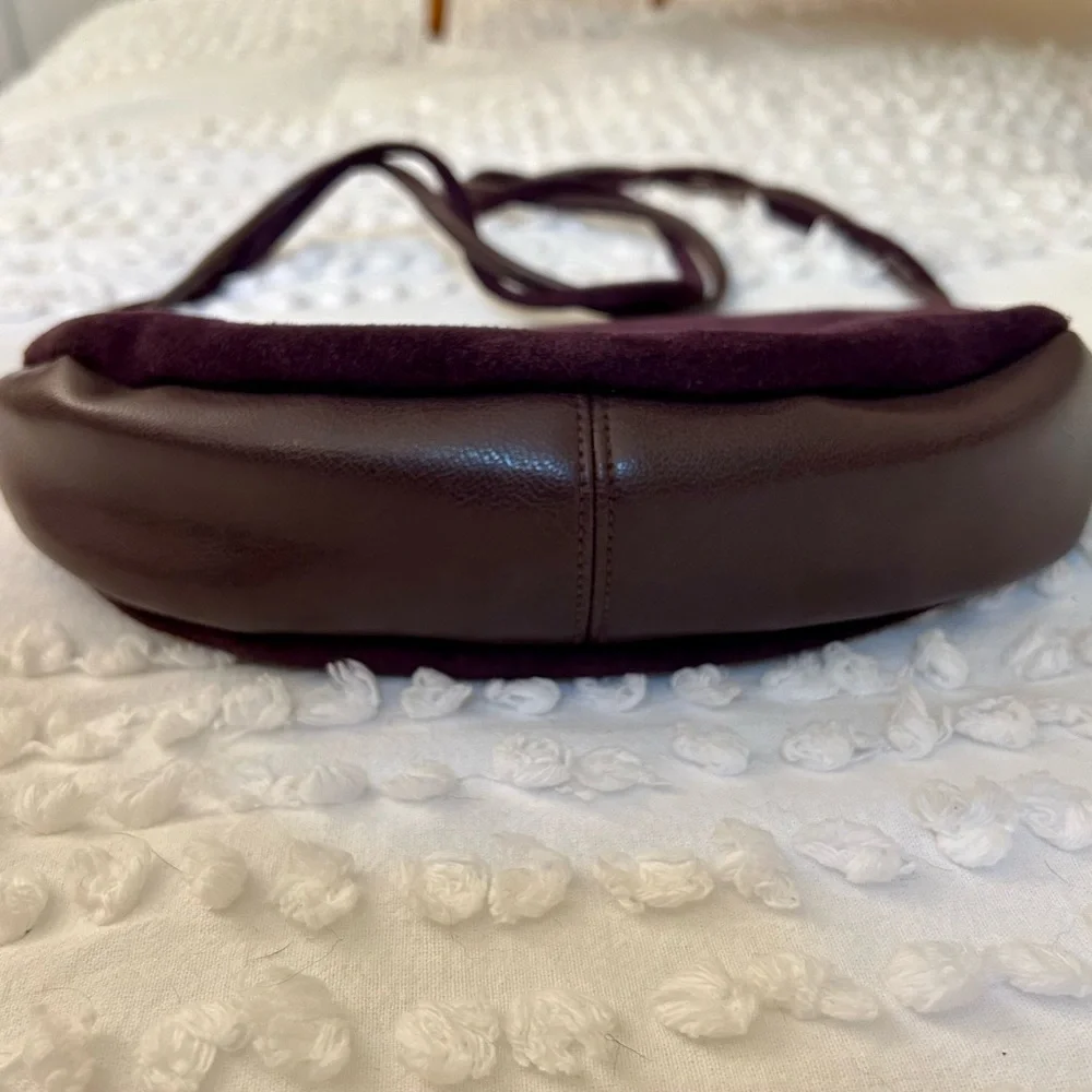 Vintage Margolin Suede Deep Purple Handbag - Picture 5 of 9